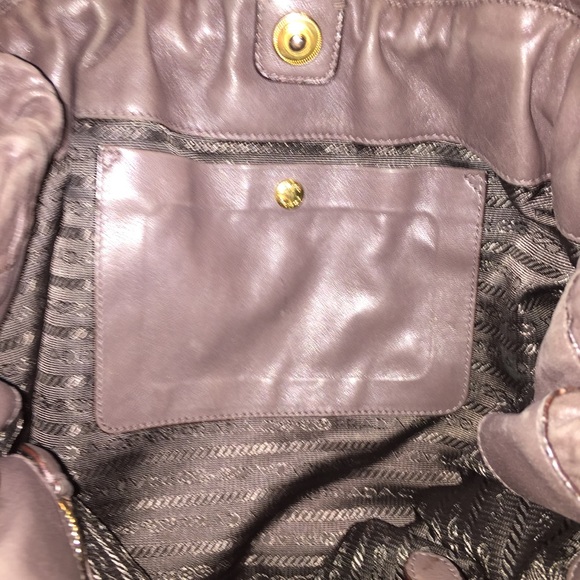 auth oversized PRADA lambskin leather SHOULDERBAG - Picture 7 of 8